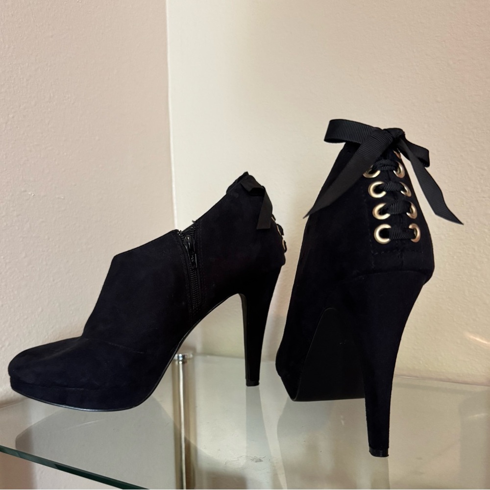 H&M Black Lace-Up Heels